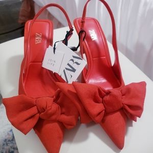 Zara Red Suede shoe with bow